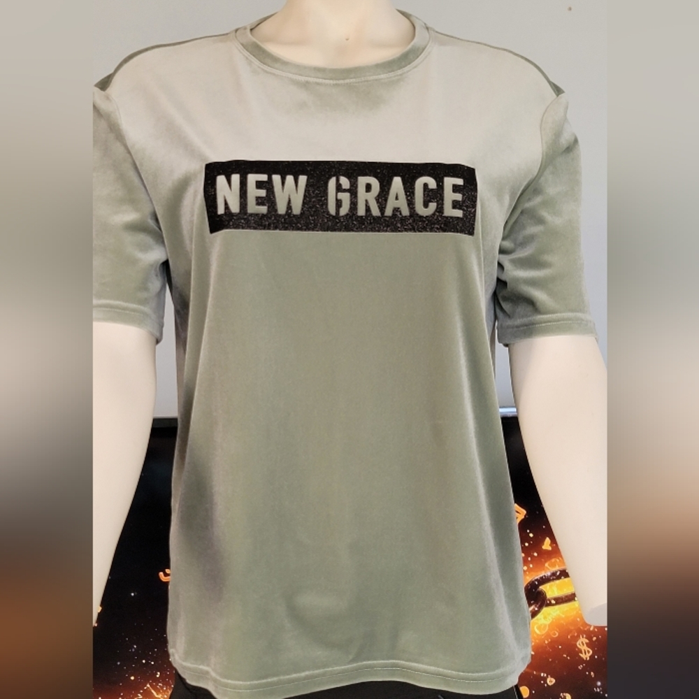 ❗️ New Grace Gray Velvet T-Shirt ❗️